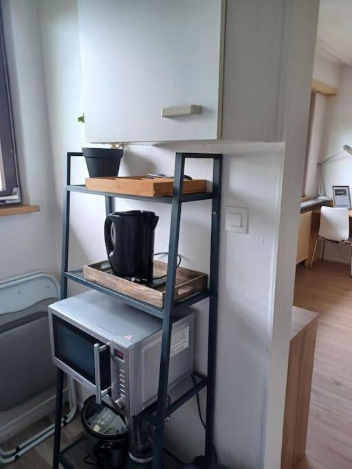 Apartment Au Rdc Cote Cour Avec Parking Ferme Proche Autoroute Et Tram C